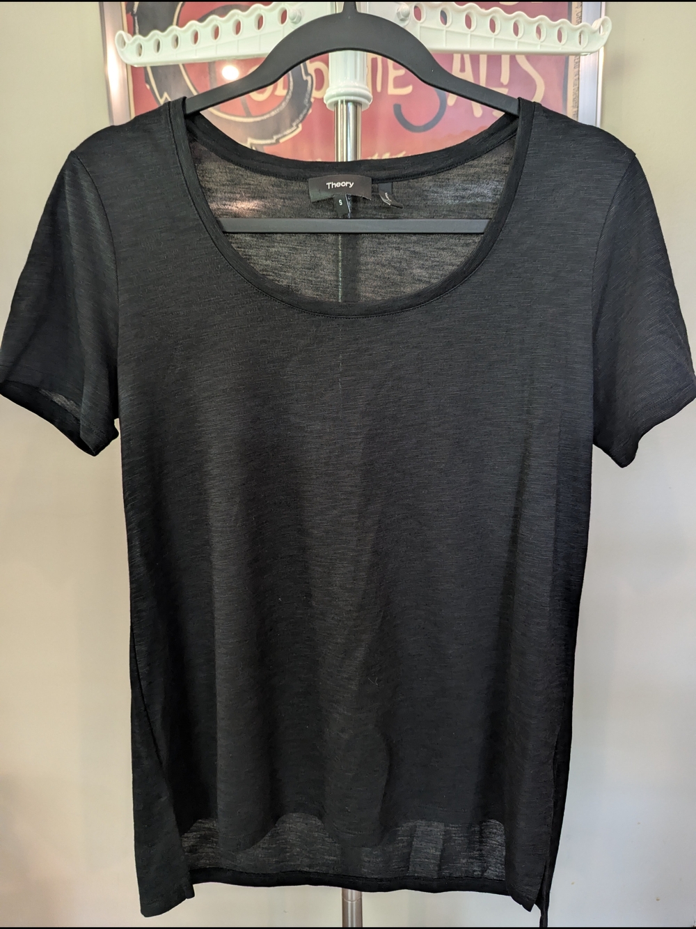 Theory Women's Black Scoop Neck Tee
